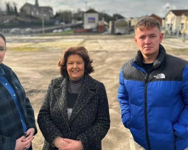 Sinn Féin's local housing spokesperson Patricia Logue (centre) with Colr. Aisling Hutton and Foyle MLA Pádraig Delargy.