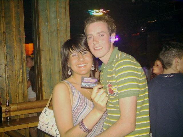 Exif-JPEG-422 : Out Last Night pictures in Derry bars in May 2005.