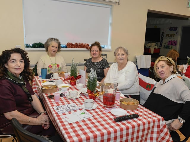 Local residents at the Ballymagroarty Hazelbank Community Partnership ‘Season of Thanks’ Christmas dinner held in the community centre. Photo: George Sweeney