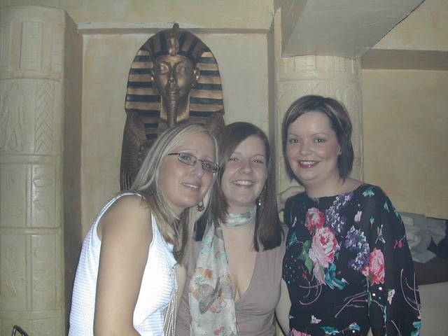A night out at Café Roc / Earth in Derry in January 2003.