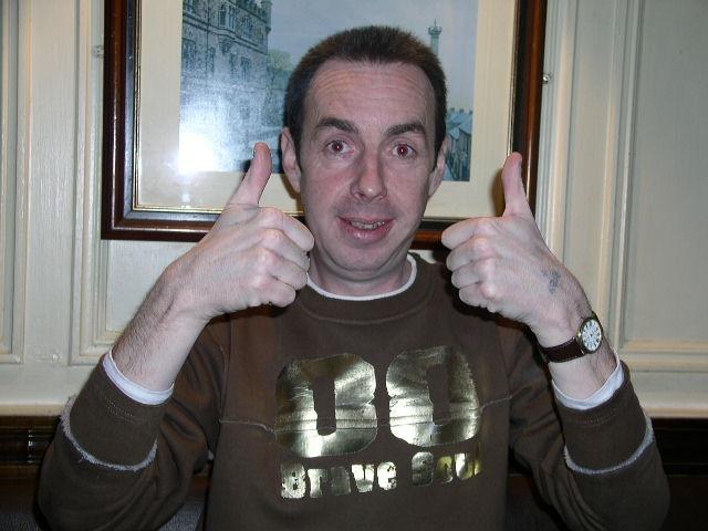 Derry folk out partying in The Metro and Sugar nightclubs, February 2006.