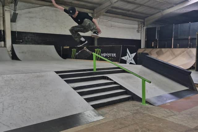 Kickflip.