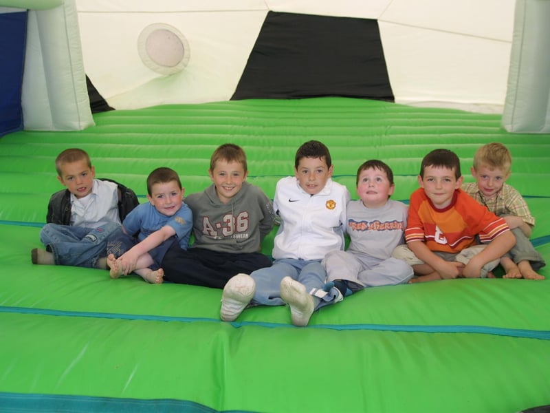 Parties and celebrations in Derry back in August 2004. Owen Kelly.