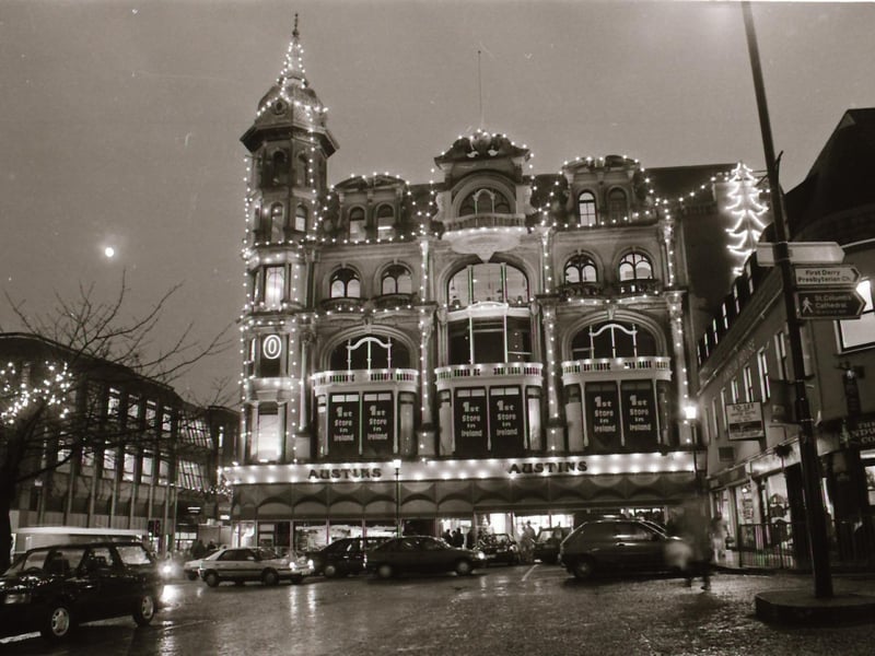 Austin's Christmas Lights Switch on 1993.