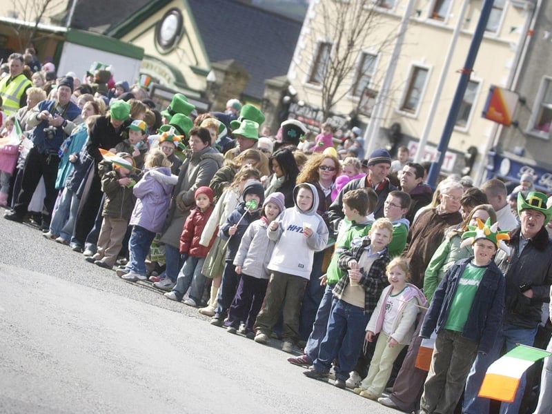 Hundreds line the streets of Moville to watch the St Patricks Day parade. (2103PG12) : St Patrick's Day in Moville in 2006.