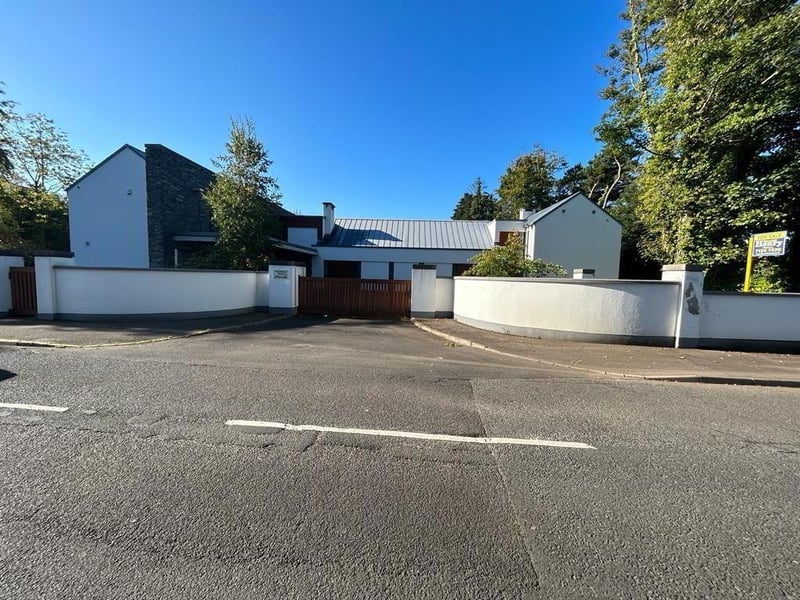 Property: Sleek and modern 5 bed home for sale in Culmore area of Derry