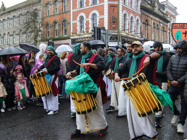 St. Patrick’s Day Parade coming down Shipquay Street. (Photo - Deirdre Heaney, nwpresspics)