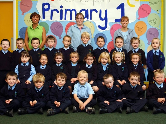 Holybush Primary School. Included are Mrs. Rosemary Keaveney, Miss Aine Lynch and Miss Mandy Doherty. (2609C36):20 years on: Young people across Derry and Donegal starting school in September 2003