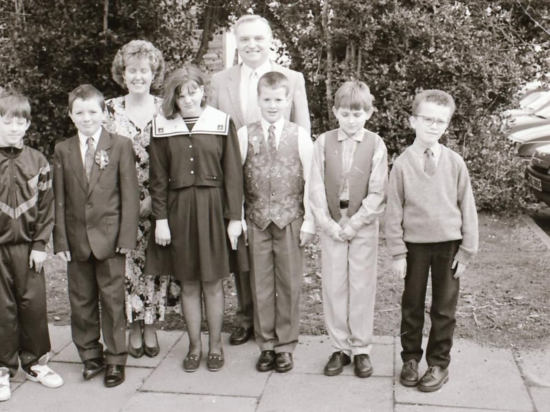 Derry schoolchildren making their Confirmations back in April 1994.