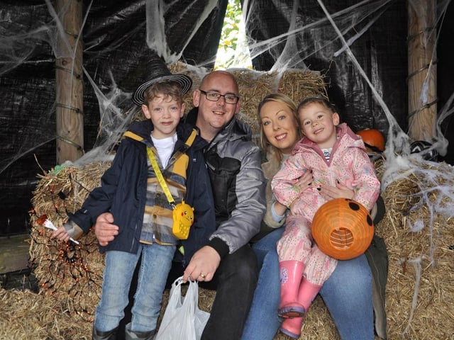 Having Hallowe'en fun at the Ráth Mór Revival Free Hallowe’en Pumpkin Patch