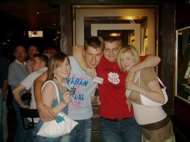 A night out in Derry bars in October 2005