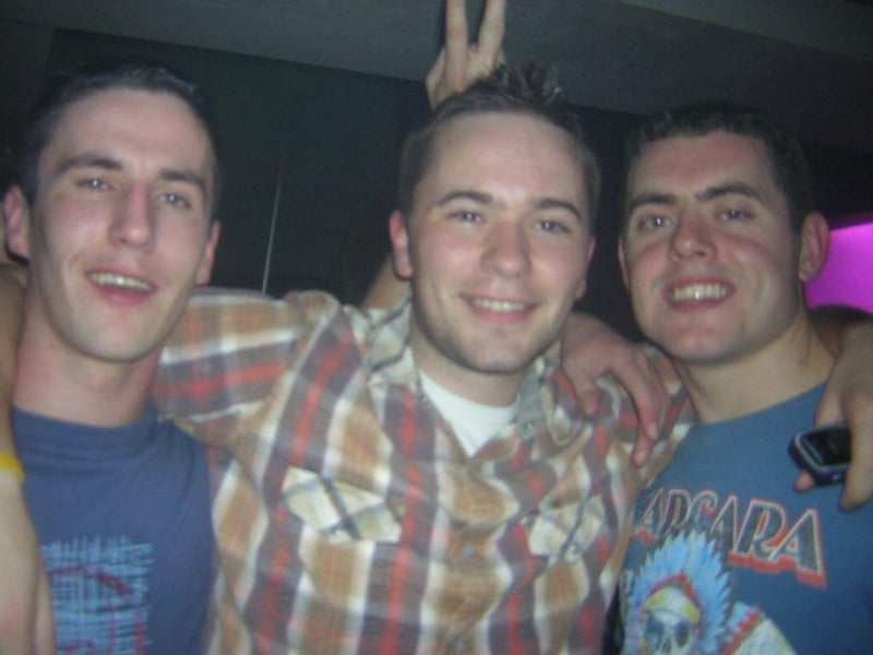 A night out in Derry bars in October 2005