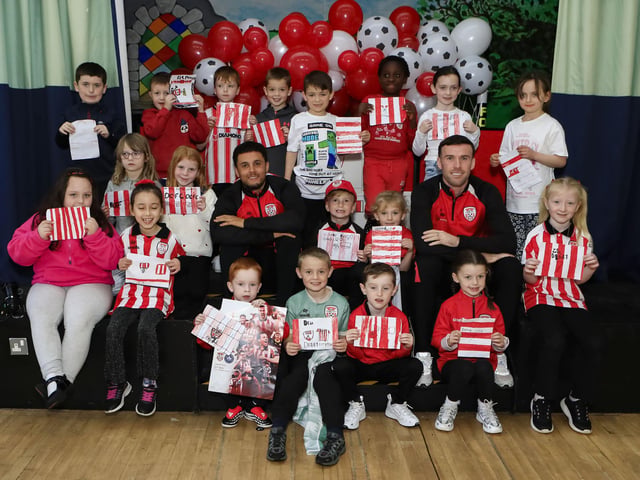 DCFC pre-Cup final visit to Longtower PS Patrick McClean and Tyler Smith.  (Photo - Tom Heaney, nwpresspics)