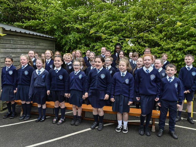 The Rosemount Primary School choir sang “The Derry Jazz Song” with the Jive Aces on Thursday morning. Photo: George Sweeney
