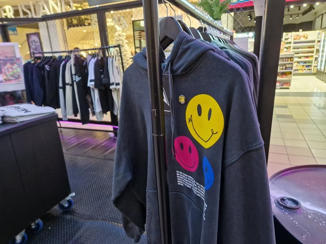 Local Fashion brand Amach has recently opened their first pop-up shop on level four of Foyleside, selling ethically made garments until Christmas Eve.
