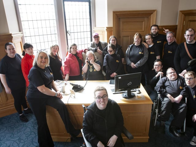 Wearing the T-shirt! Mayor of Derry and Strabane, Councillor Sandra Duffy, hosted a special reception in the Guildhall for Stage Beyond, the award-winning local theatre company for adults with learning disabilities during which she also helped launch their upcoming annual variety showcase ‘Unstoppable’ which will be performed in St Columb’s Hall on 24th June 2023. Included with the Mayor are Stage Beyond members including Marie Anderson in the hot seat.