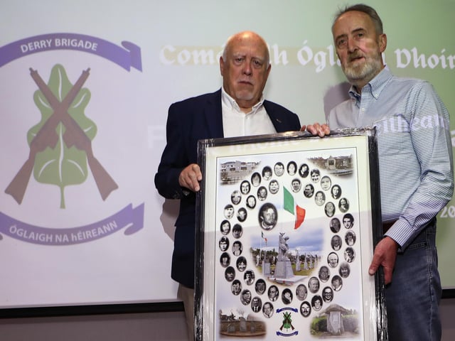 Former Republican prisioner, now author, Danny Morrison, guest speaker at the Derry Volunteers Commemoration Evening making a presentation to Cathal Crumley to mark the 40th anniversary of Óglach Patrick O'Hagan. (Photo - Tom Heaney, nwpresspics)