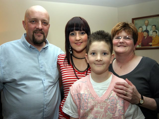 Bronagh celebrates her 18th birthday with mum Carmel, dad Ricky and brother Ciaran 0166JML : Parties and celebrations January 2006: Bronagh Halpenny.