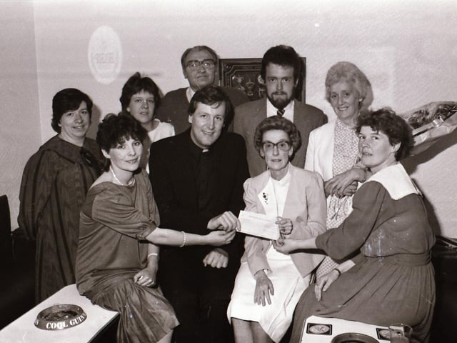 Cheque presentations in 1985.