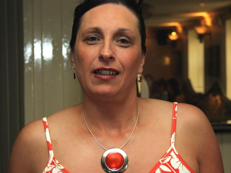 Geraldine Cruickshank 40th birthday at Dukes Bar 0614JML