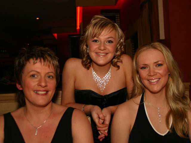 Lisa pictured with mum Viviane,and sister Emma. 1910/dd : Parties across Derry in January 2006.