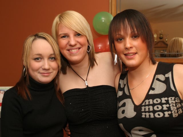 Derry people enjoying parties in 2004. Deborah Wade
