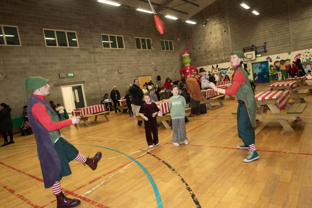 The jugglers in action on Saturday last. : .