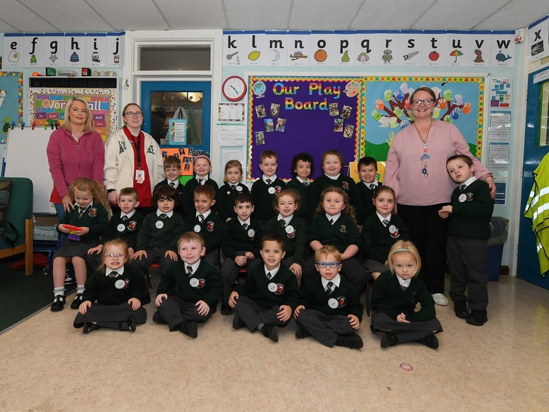 Mrs McFadden, right, pictured with her P1 class and classroom assistants Miss Barr and Miss Montgonery at Greenhaw Primary School.