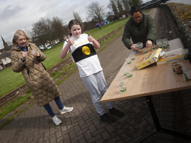 A pitstop and time to take in some refreshments for this young lady from the Model PS during Thursday’s 5k Dash.