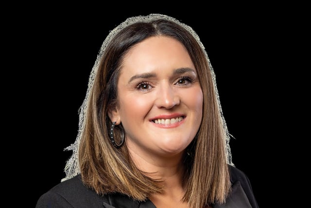 Aisling Hutton, Sinn Féin. This is the first election for Aisling Hutton, a well-known community worker at the Bogside and Brandywell Health Forum.
In the last local government election in May 2019 Sinn Féin's four candidates received 2,822 first preference votes (36.43%) in the Moor DEA, a percentage share worth 2.18 quotas. In this election the party is fielding three candidates in the Moor.