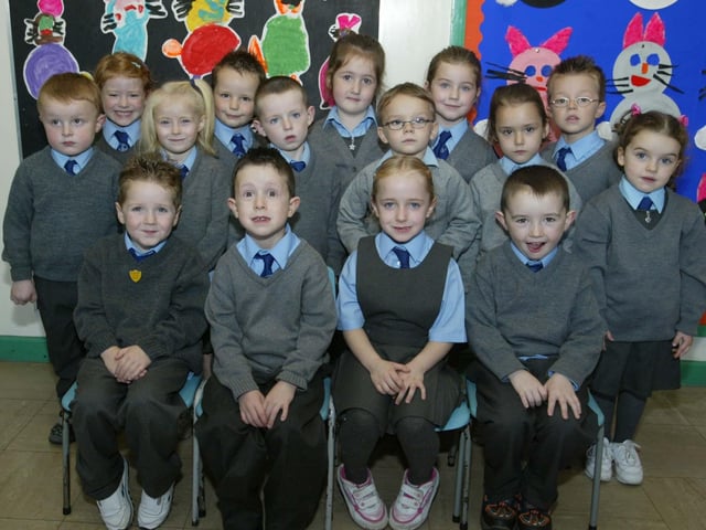 Sion Mills PS P1 pupils.  (0310JB25):20 years on: Young people across Derry and Donegal starting school in September 2003