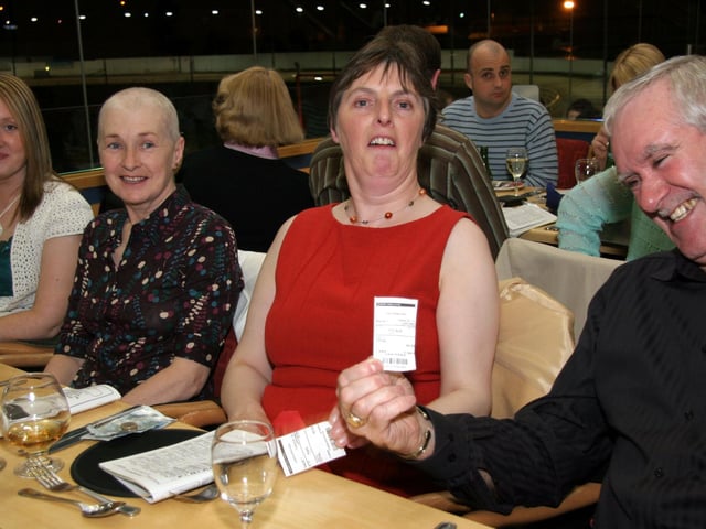 Nuala McKelvey, Mary McKelvey, Ann Quinn, Brendan Ward 0007JML : Parties and nights out in March 2006