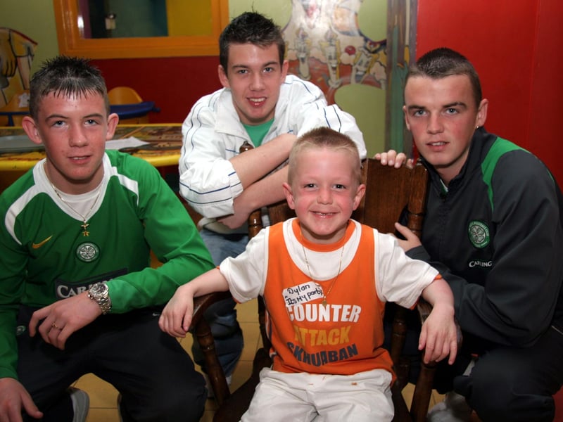 Dylan enjoys his 6th  birthday party with brothers, Blaine, Gavin and Barry 0564JML : Parties and celebrations June 2006: Dylan McDaid.
