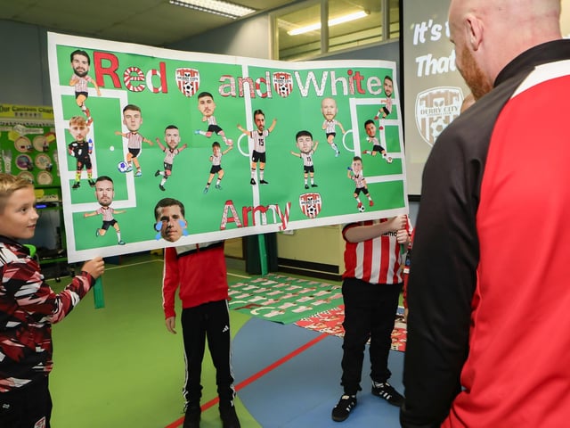 Derry City players Gavin Whyte & Liam Boyce visiting Greenhaw PS in the run up to their IFA Cup final against Waterford. (Photo - Tom Heaney, nwpresspics) : .