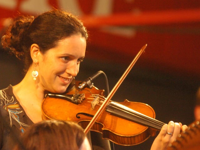 The Henry Girls keep the people dancing at the Gasyard Centre. (1608PG81) : Pictured are families, festival goers and artists at the Gasyard Féile back in August 2005.