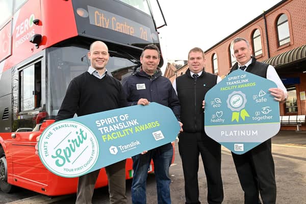 Foyle St Bus Station has achieved a top ‘Platinum’ award in the 2023 SPIRIT of Translink Facility Awards delivered in partnership with Keep Northern Ireland Beautiful (KNIB). The facility was assessed across a set of key criteria including: resource efficiency, energy and carbon, biodiversity, health and wellbeing activities, stakeholder, employee, and community engagement as well as employee culture, behaviour and leadership. Pictured celebrating their achievement are l-r Chris Allen, Translink, Gareth Lamrock (KNIB), Ciaran Redden and John Elliot, Translink.
