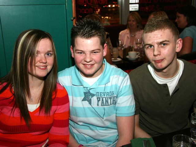Laura and Gavin join in the birthday celebrations with birthday boy Derryn 0048JML : Parties and nights out in March 2006