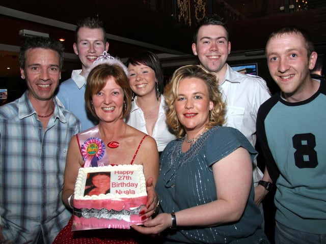 Paul Simpson, Christopher Griffin, Aisling Morrison, Adam Wray, Brads, Nuala McDaid, Deirdre Doherty 0106JML : Parties and celebrations across Derry in May 2006.