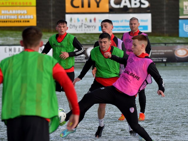 Derry City players training at a snowy Ryan McBride Brandywell Stadium on Monday afternoon. Picture by George Sweeney. DER2304GS-08