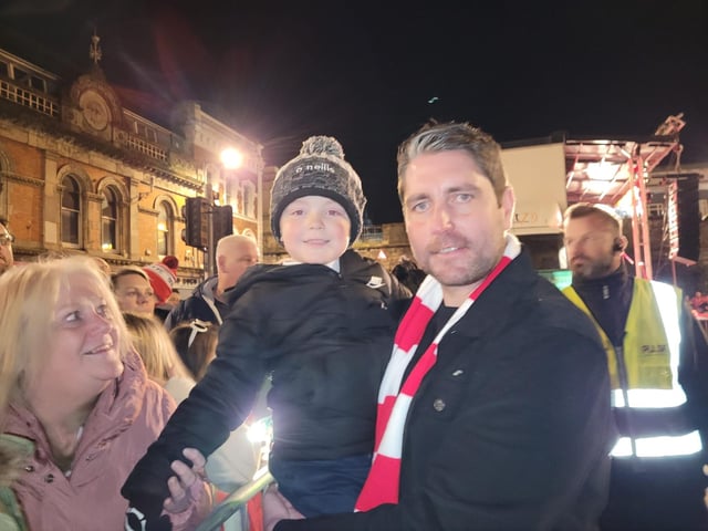 Derry City players' huge welcome home to the Guildhall Square after their FAI Cup Final win.