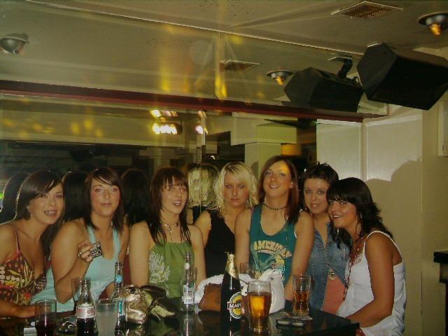 Exif-JPEG-422 : Locals having a good time at Derry's nightlife spots back in June 2005.