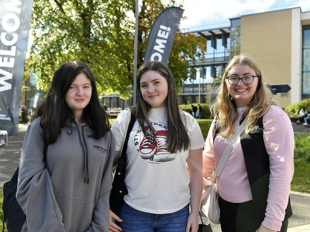 Friends Erin and Brooklynn are studying Law with Criminology, while Sophie is studying Law.  All three of them have decided to commute to University. They all agreed that they would take some time to check out Derry. Brooklynn said she would show Erin and Sophie around, as she is from Strabane.  “It’s a great place for University students and especially for freshers. The night life is great,” said Brooklynn. “All the good bars, all the cheap places.”