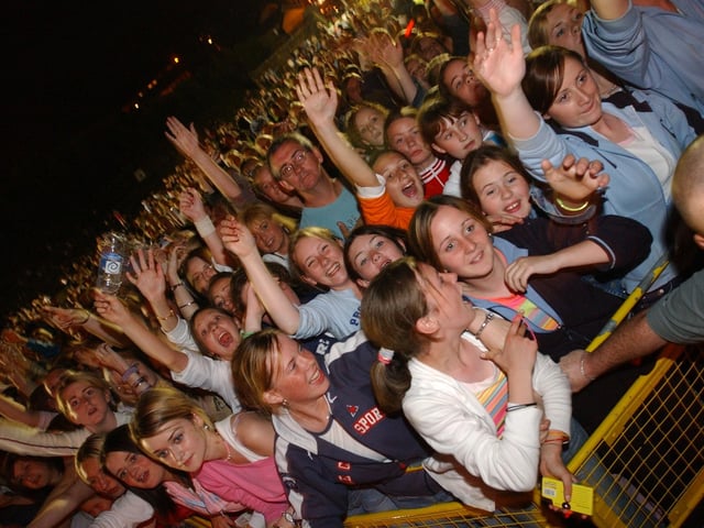 Blazin' Squad playing at Derry Féile in August 2003.