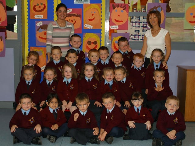 St. Eitne's Ps P1 pupils with class teacher Margreta Green and clasroom assistant Kathy Brown. (0310JB21):20 years on: Young people across Derry and Donegal starting school in September 2003