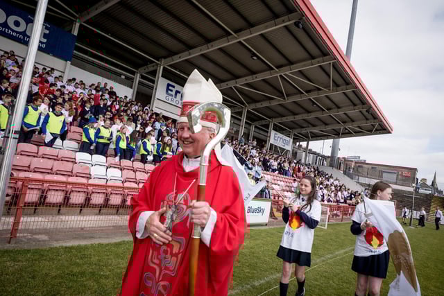 The annual Fan the Flame mass was celebrated recently in Celtic Park for pupils who recently made their confirmation.