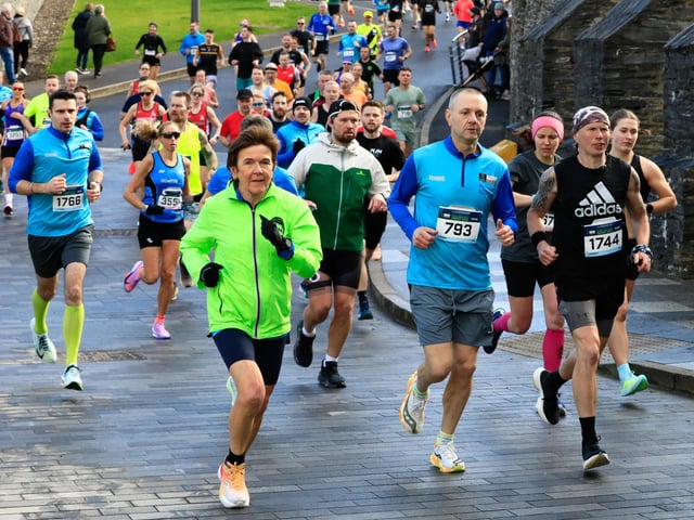 Runners taking part in the Bentley Group Walled City 10 Mile race, Ebrington Square. (Photo - Tom Heaney, nwpresspics)