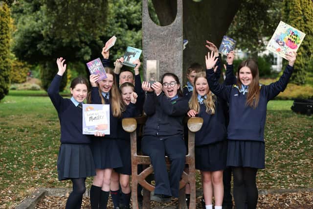 Pupils from Rang 7 at Gaelscoil na Daróige were ecstatic to attend the KPMG Children’s Books Ireland Awards in Dublin.