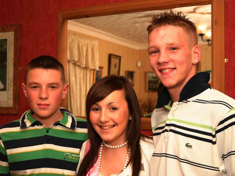 James and Caolan pictured with the birthday girl Shauna Cassidy on her birthday. 8492/dd : .
