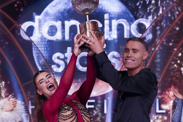 Paralympian Jason Smyth and his partner Karen Byrne returned to their Samba from Week 7 dancing to Rhythm Divine by Enrique Iglesias.