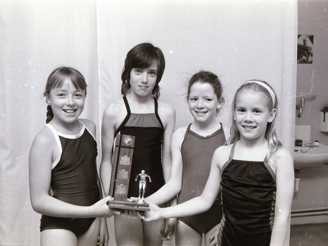 Rosemount P.S. swimmers at School Championships.